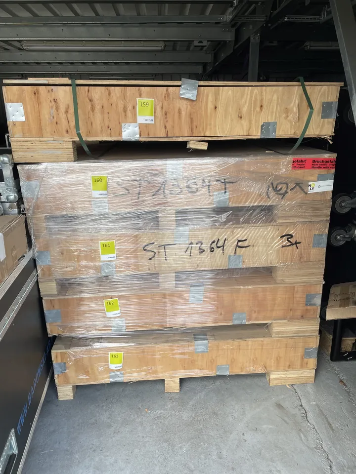 Displayständer LG ST1364T